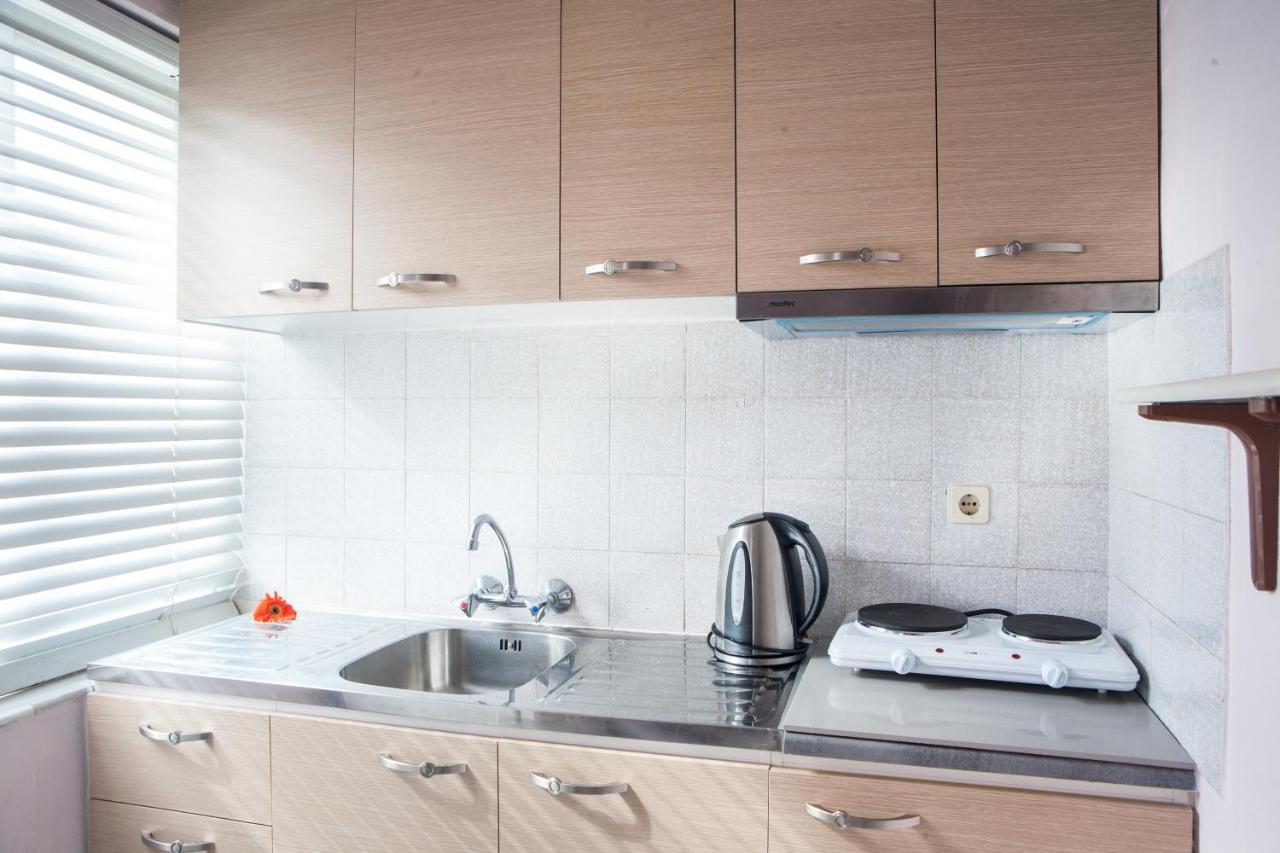 Sunny Apartments - Ex Zoi Studios Даратсо Экстерьер фото